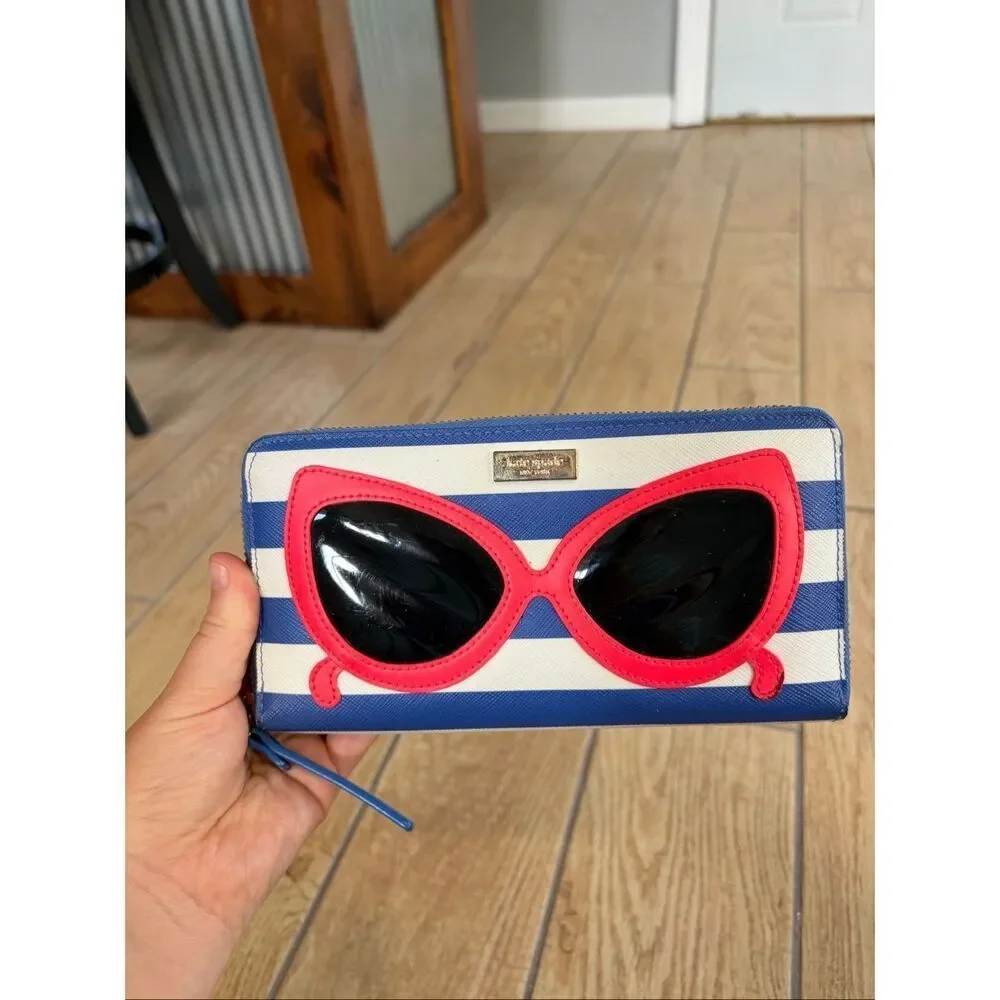 Kate Spade Make a Splash Neda Wallet Blue Stripe Sunglasses Zip Around Clutch